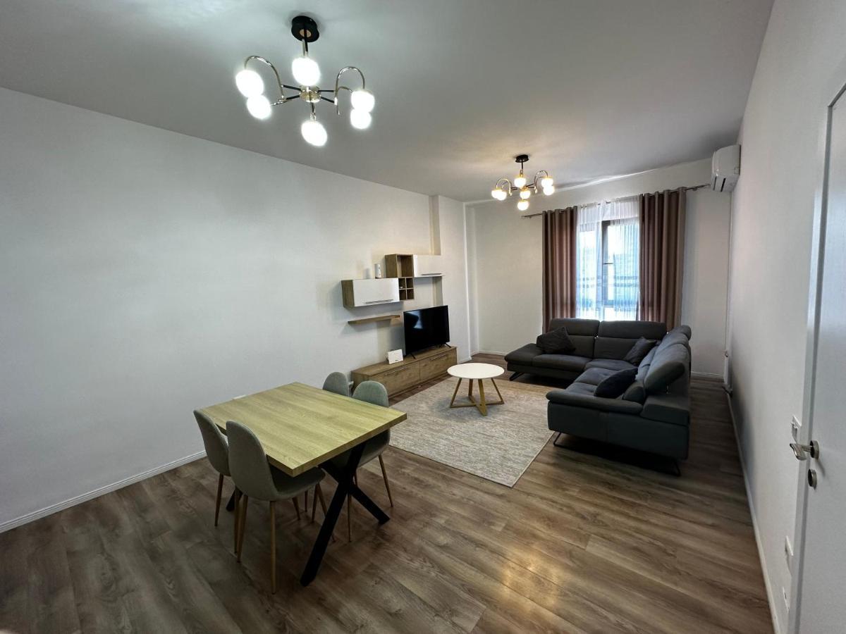Myhouse At 21 Dhjetori Apartment Tirana Exterior photo
